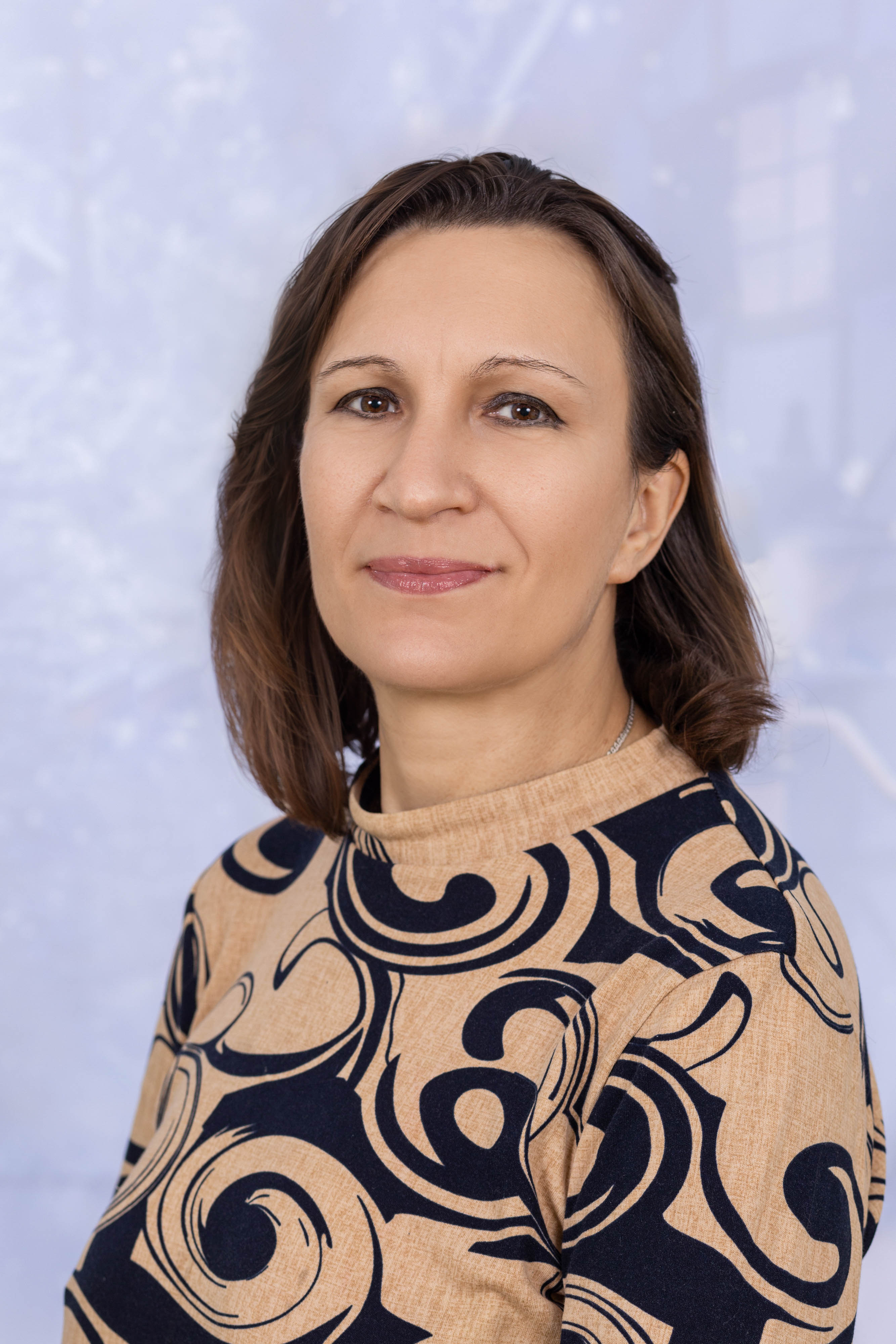 Музыкальный руководитель Гришина Лариса Викторовна.